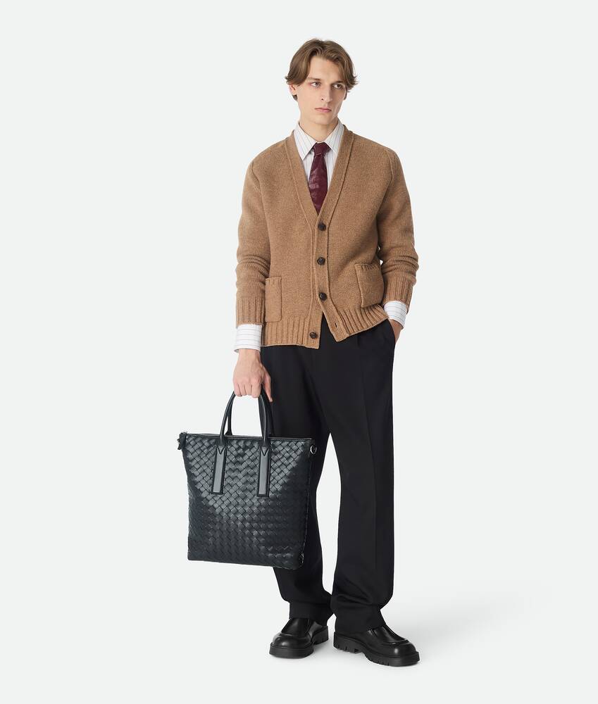 Display a large version of the product image 5 - Intrecciato Zipped North-South Tote