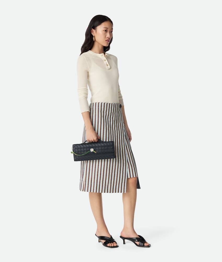 Display a large version of the product image 2 - Andiamo Clutch