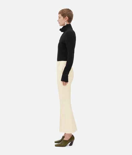 Pantalon cropped évasé en cuir