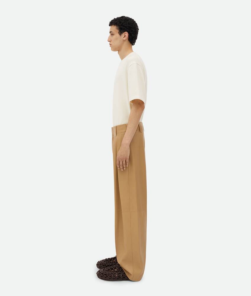 Display a large version of the product image 2 - Leather Pleated Pants