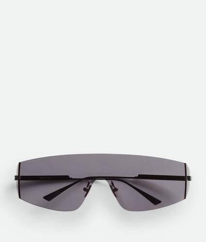 Display a large version of the product image 1 - Futuristic Shield Sunglasses