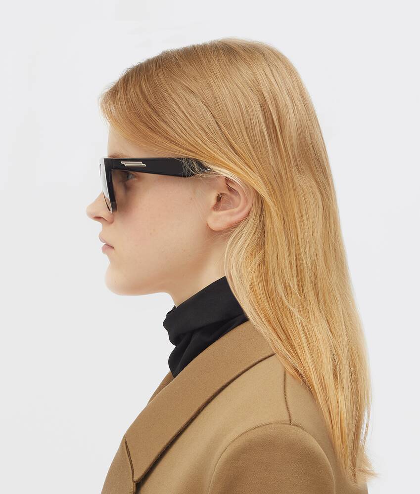 大きな商品イメージを表示する 3 - サングラス