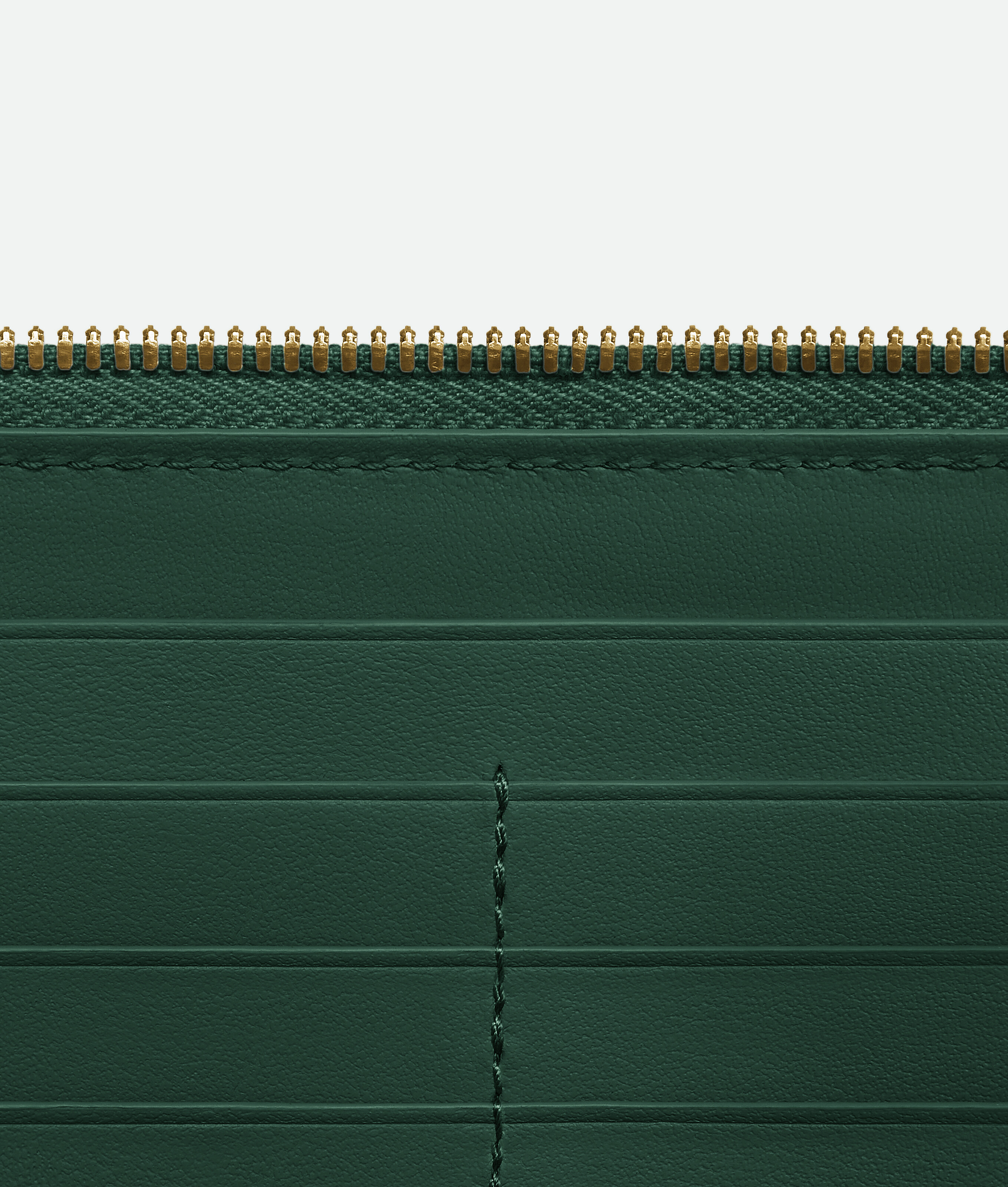 Bottega Veneta Cassette Zip Around Wallet In Emerald Green