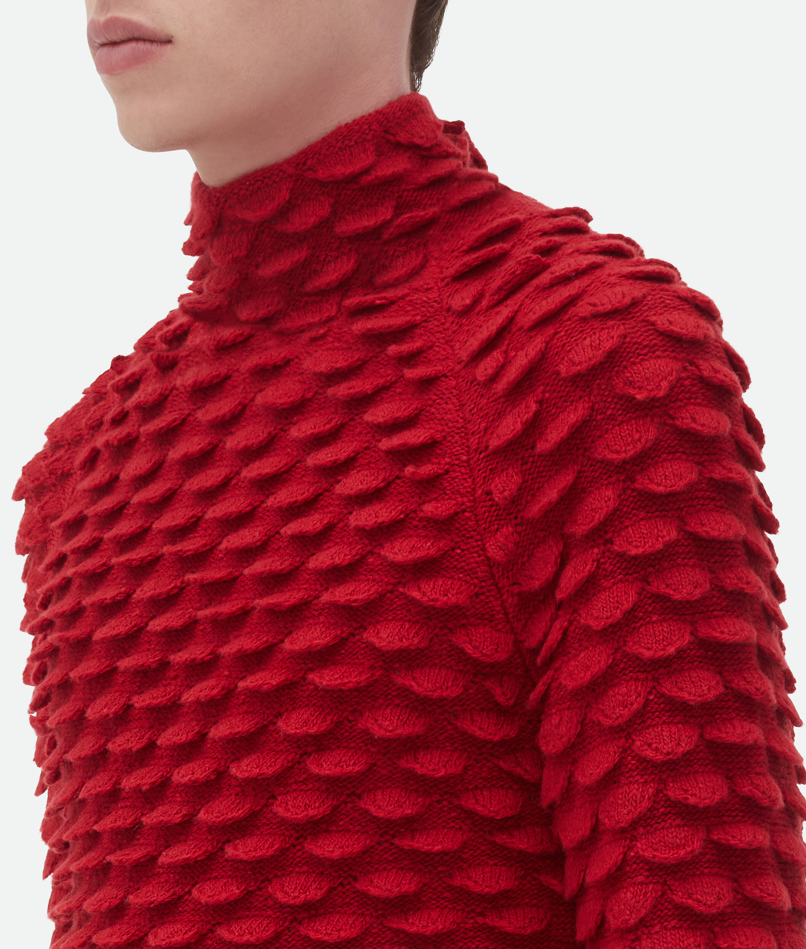 Shop Bottega Veneta Fish Scale Pullover Aus Wolle In Red