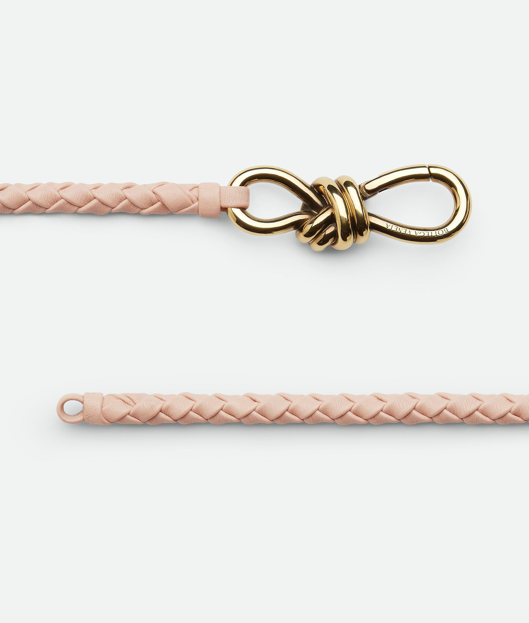 Tutte le cinture più rappresentative della nuova stagione! 78 Large 766135V0HW16915 C