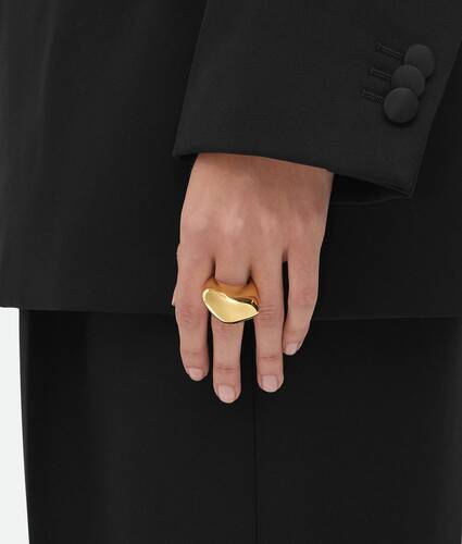 Fin Ring