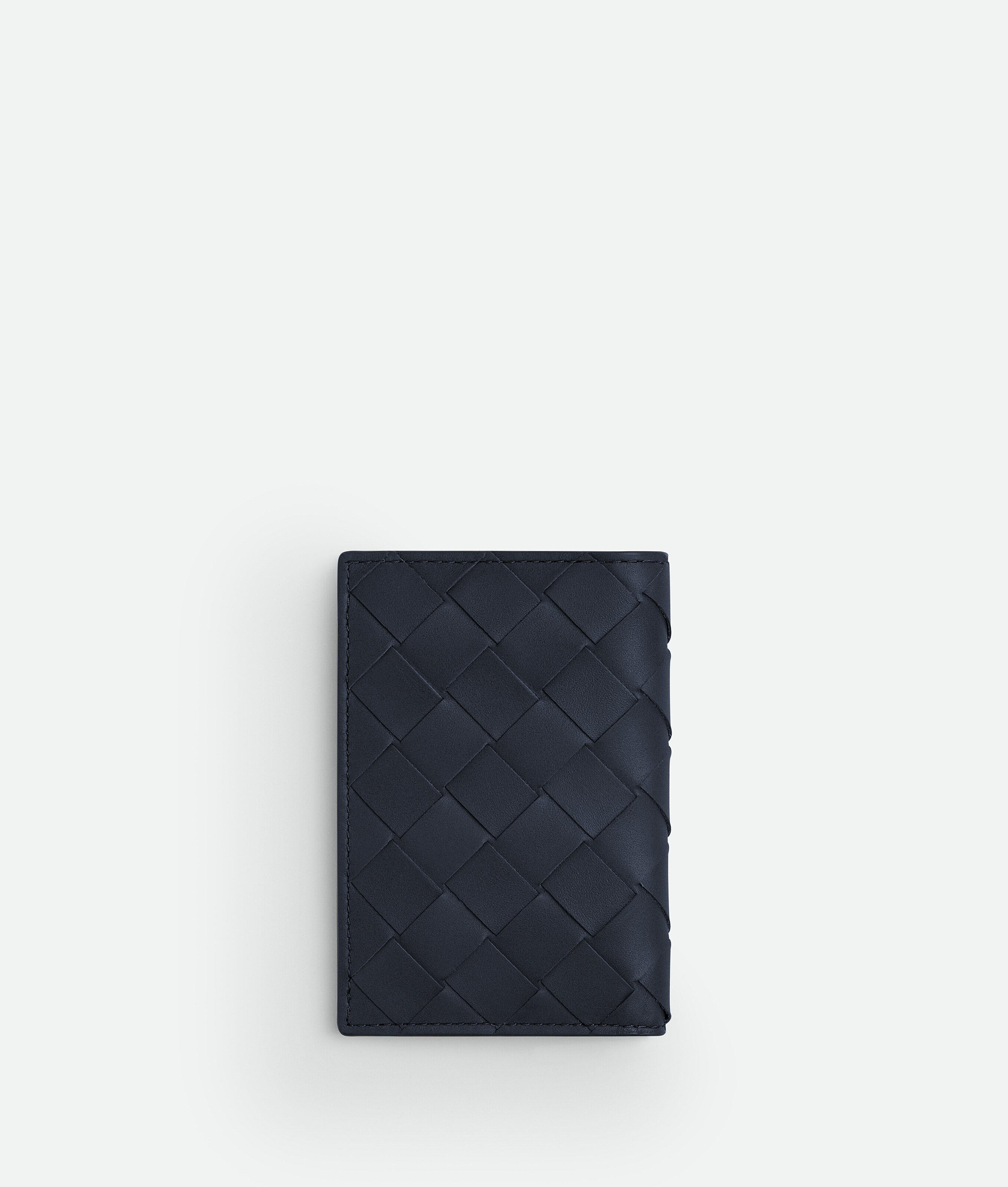 Bottega Veneta Leather Intrecciato Passport Holder In Green