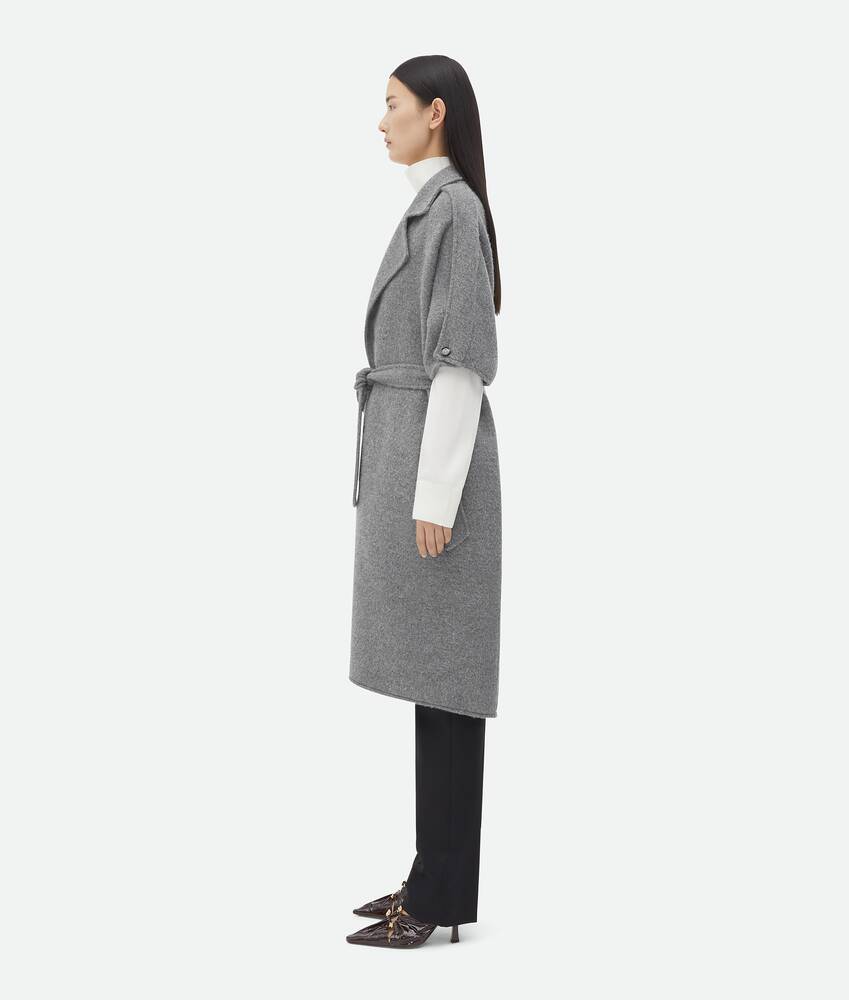 Display a large version of the product image 2 - Wool And Cashmere Sleeveless Coat
