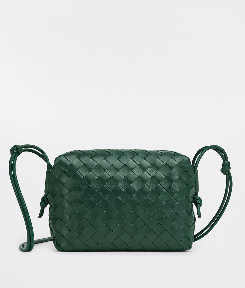 bottega veneta loop bag large