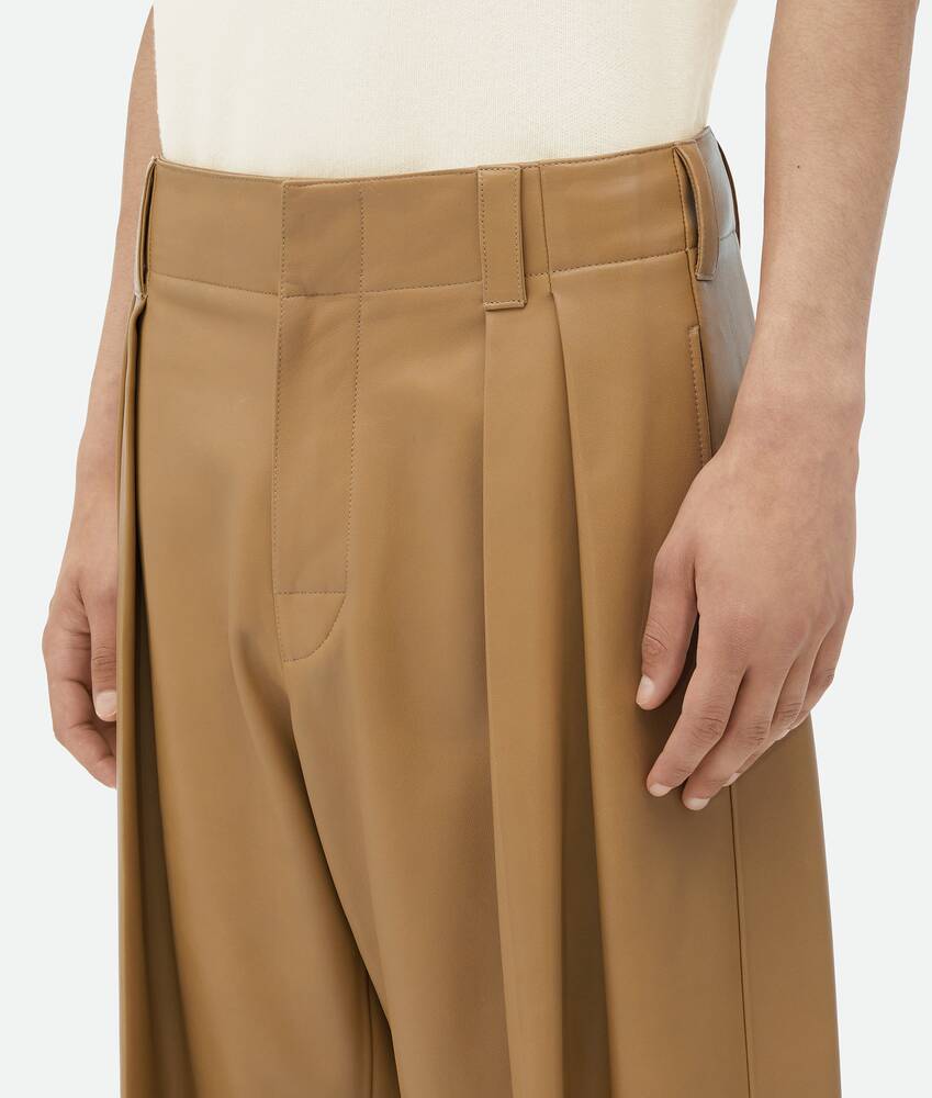 Display a large version of the product image 5 - Leather Pleated Pants
