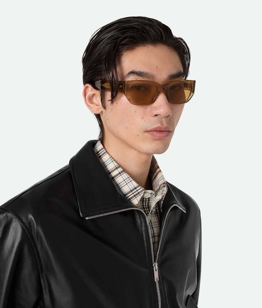 Display a large version of the product image 2 - Intrecciato Square Sunglasses