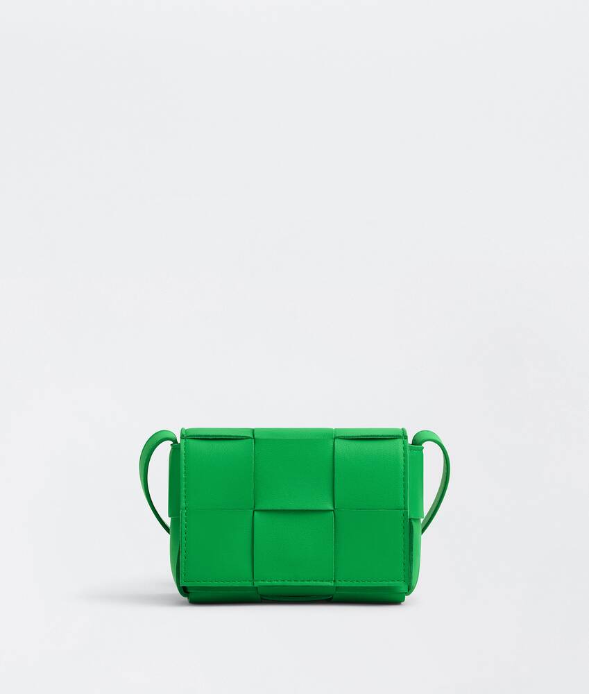 Bottega Veneta Leder Cassette in Grün Damen Taschen Umhängetaschen und Geldbörsen 
