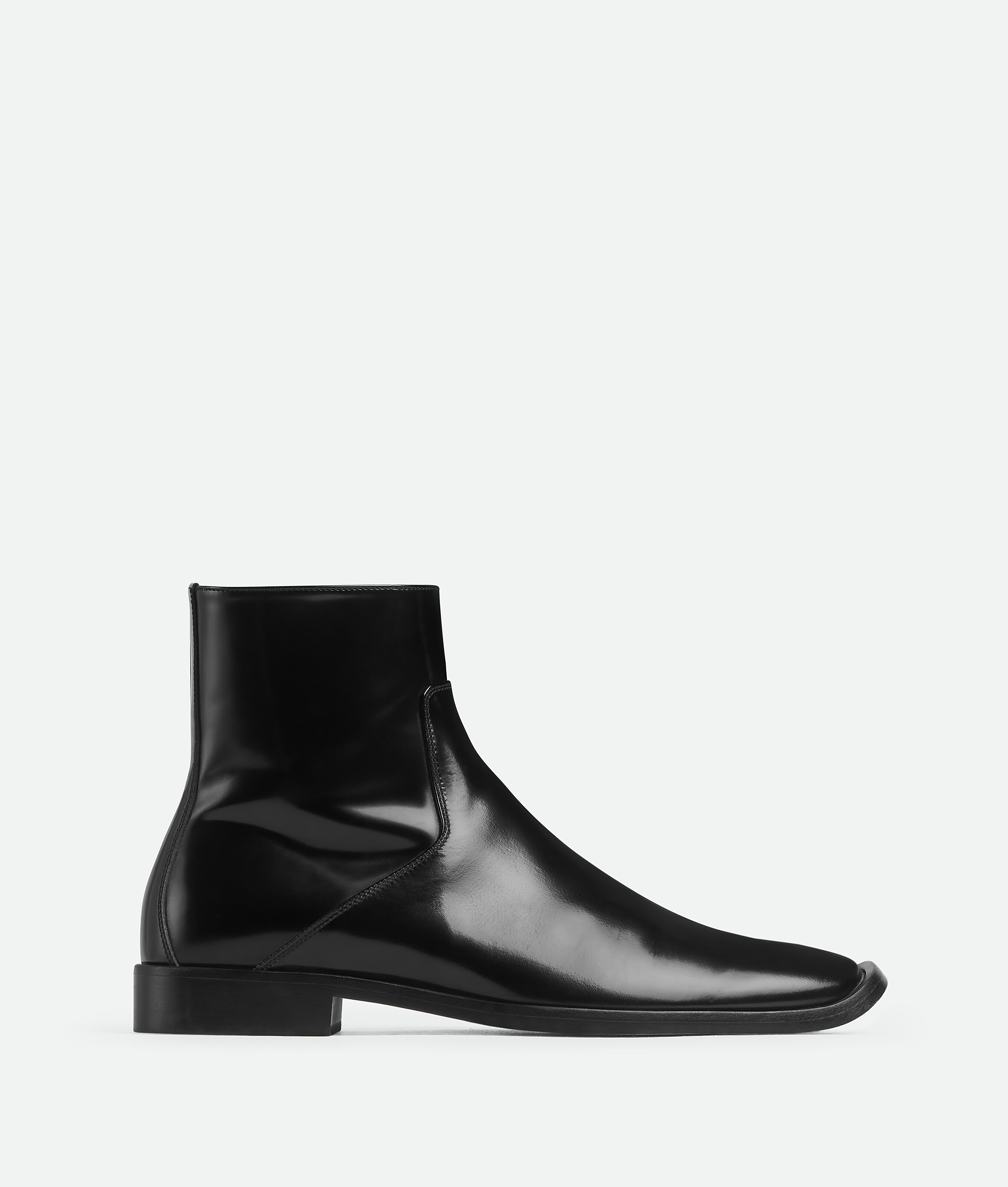 Shop Bottega Veneta Comma Stiefeletten In Black