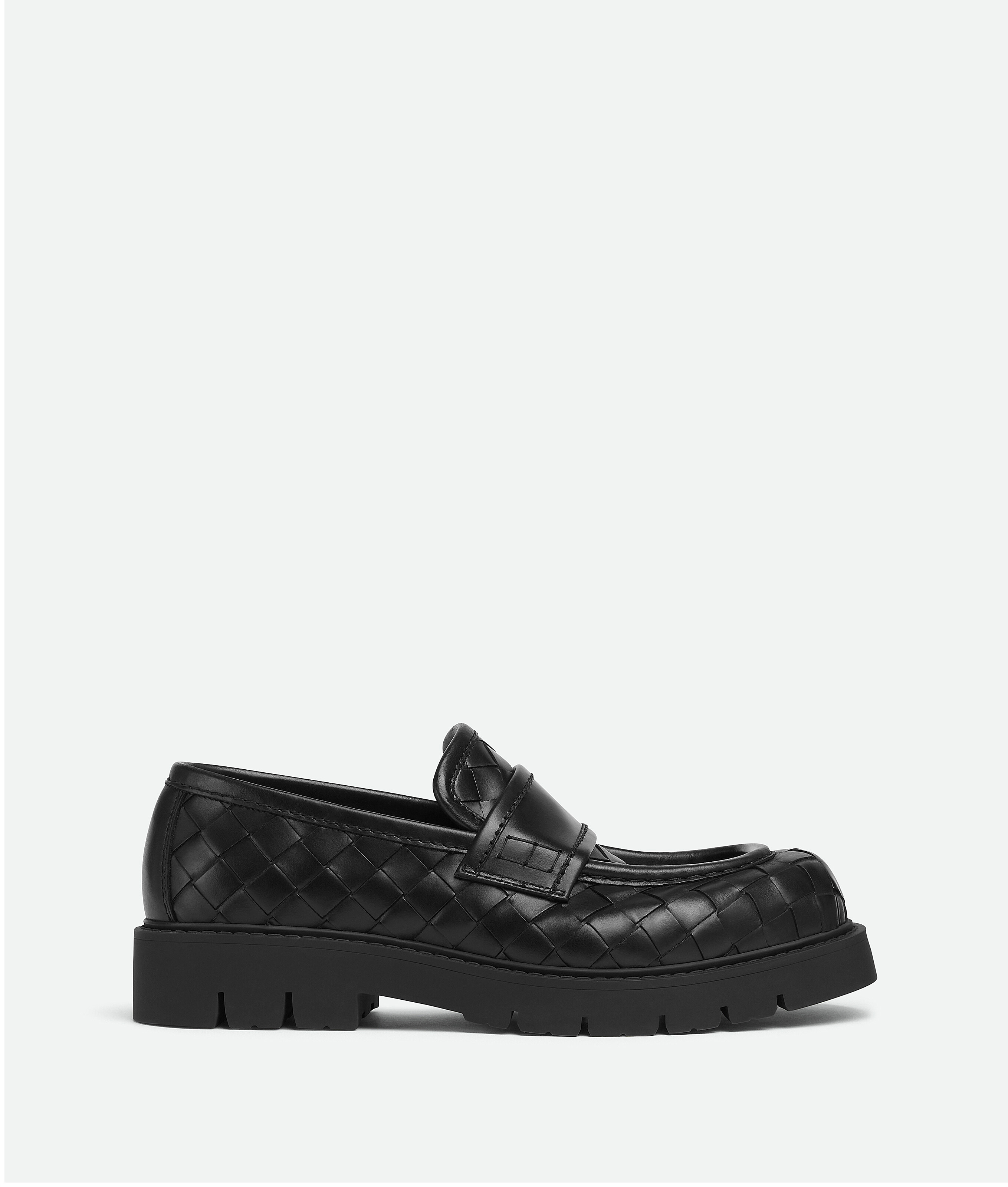 Bottega Veneta® Men's Haddock Loafer in Black. Shop online now.
