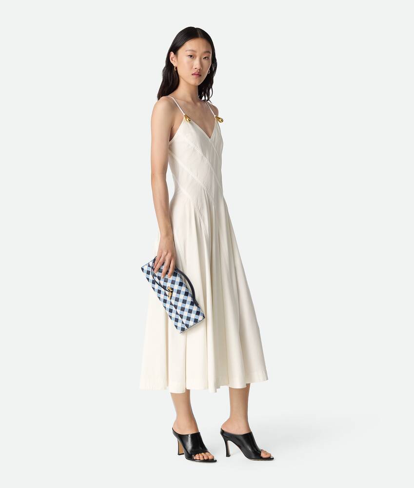 Display a large version of the product image 2 - Andiamo Clutch