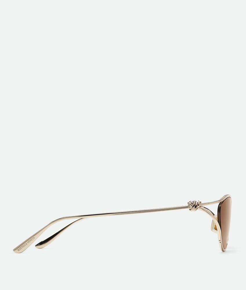 Display a large version of the product image 3 - Knot Cat Eye Sunglasses