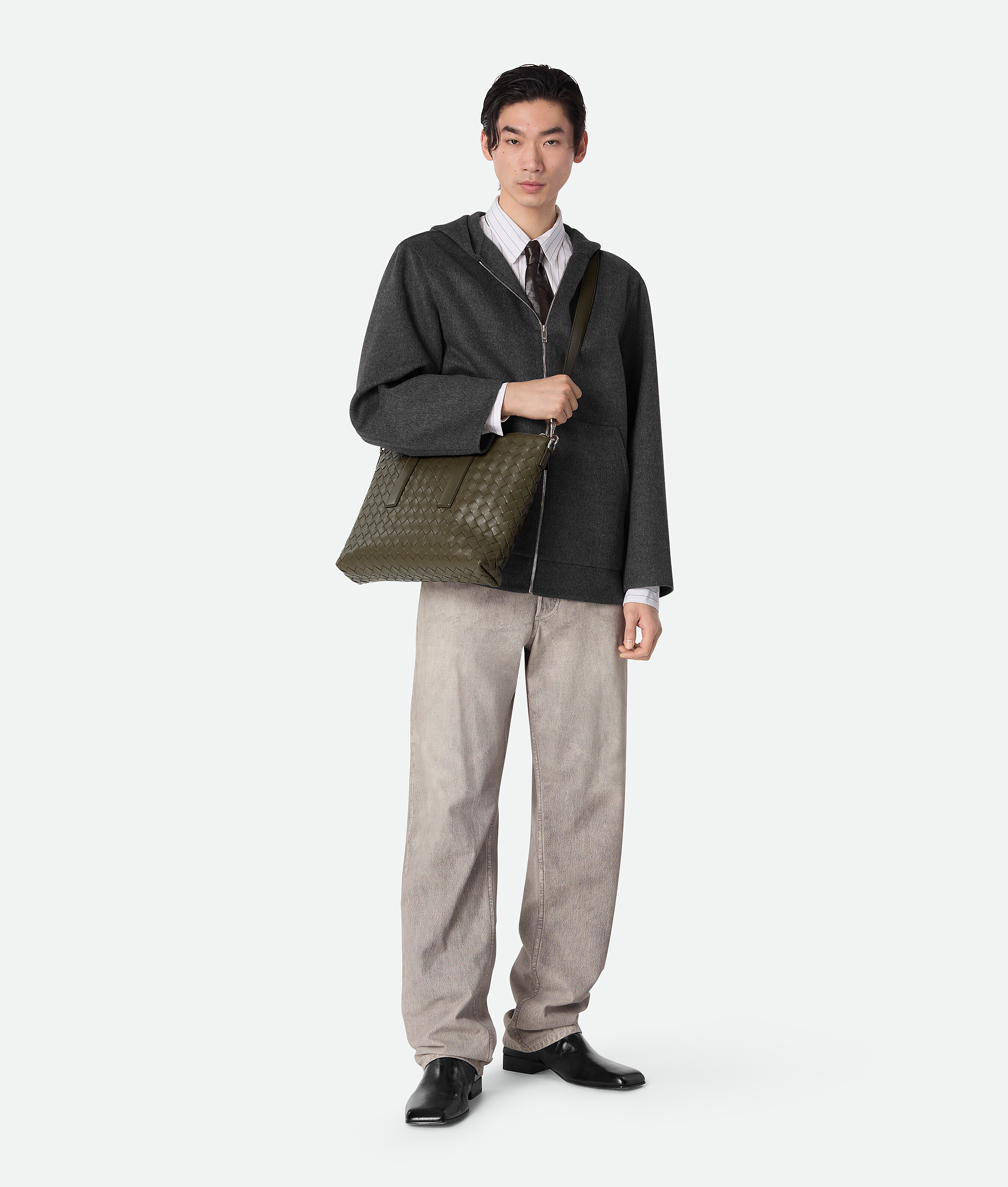 Men's Intrecciato Soft Briefcase in Cypress Bottega Veneta United States EN - Image 5