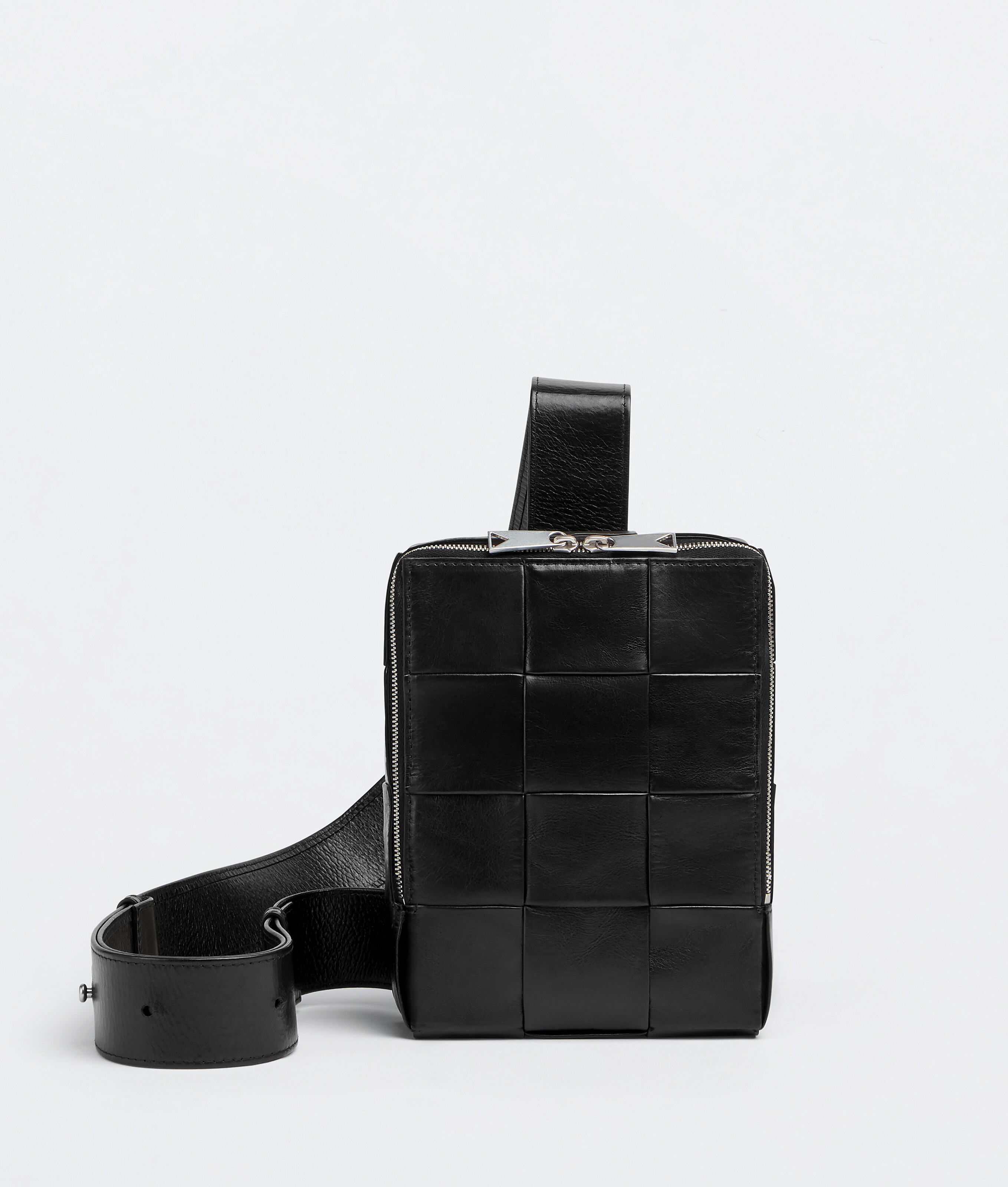 Bottega Veneta® Cassette Sling Bag in Black. Shop online now.