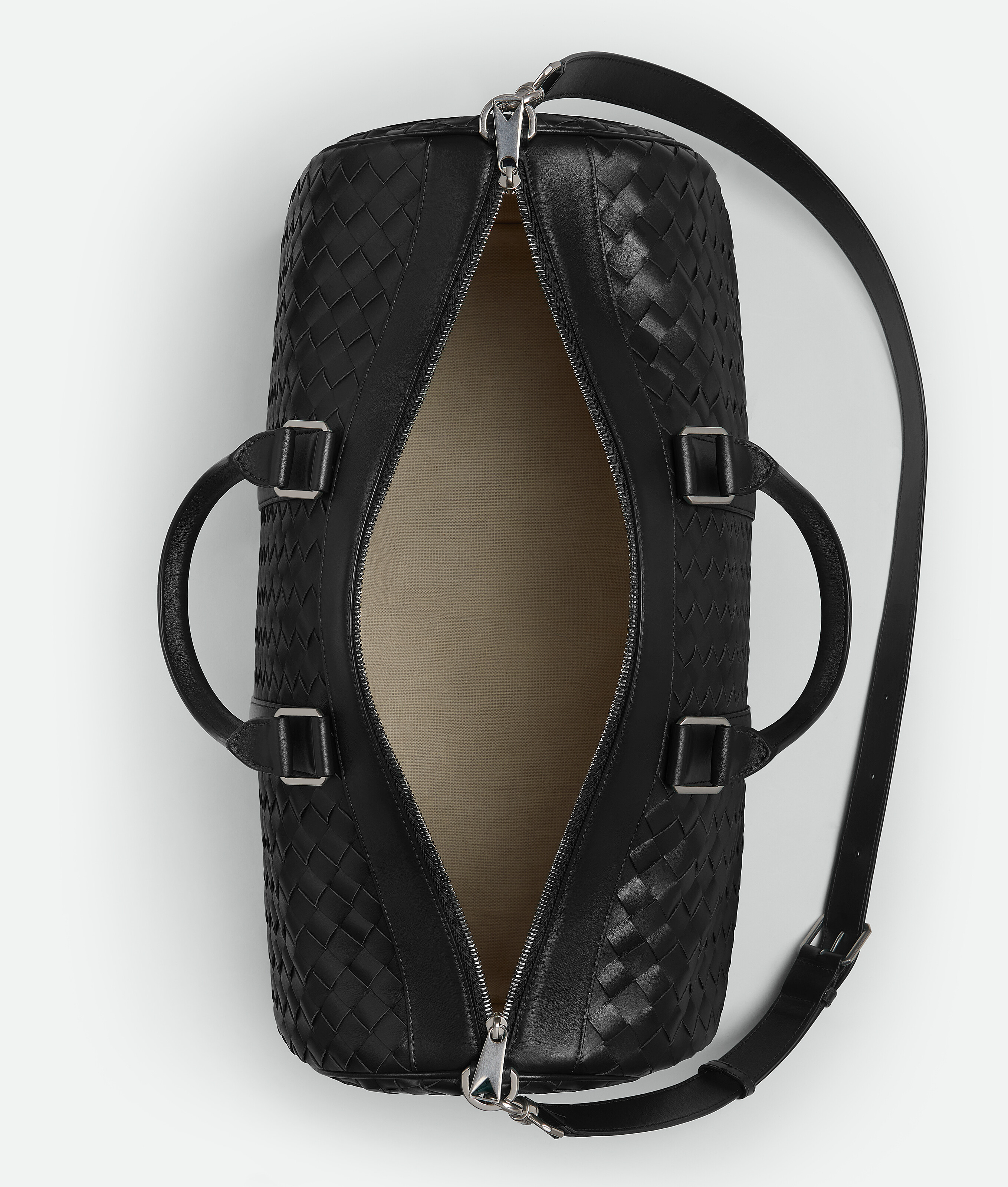 Bottega Veneta Sac De Voyage Intrecciato Moyen Format In Black