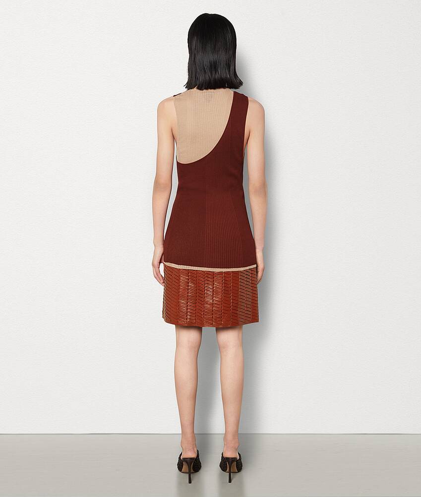 Display a large version of the product image 3 - Skirt