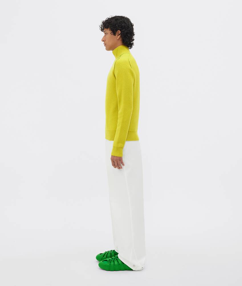 Display a large version of the product image 2 - JUMPER