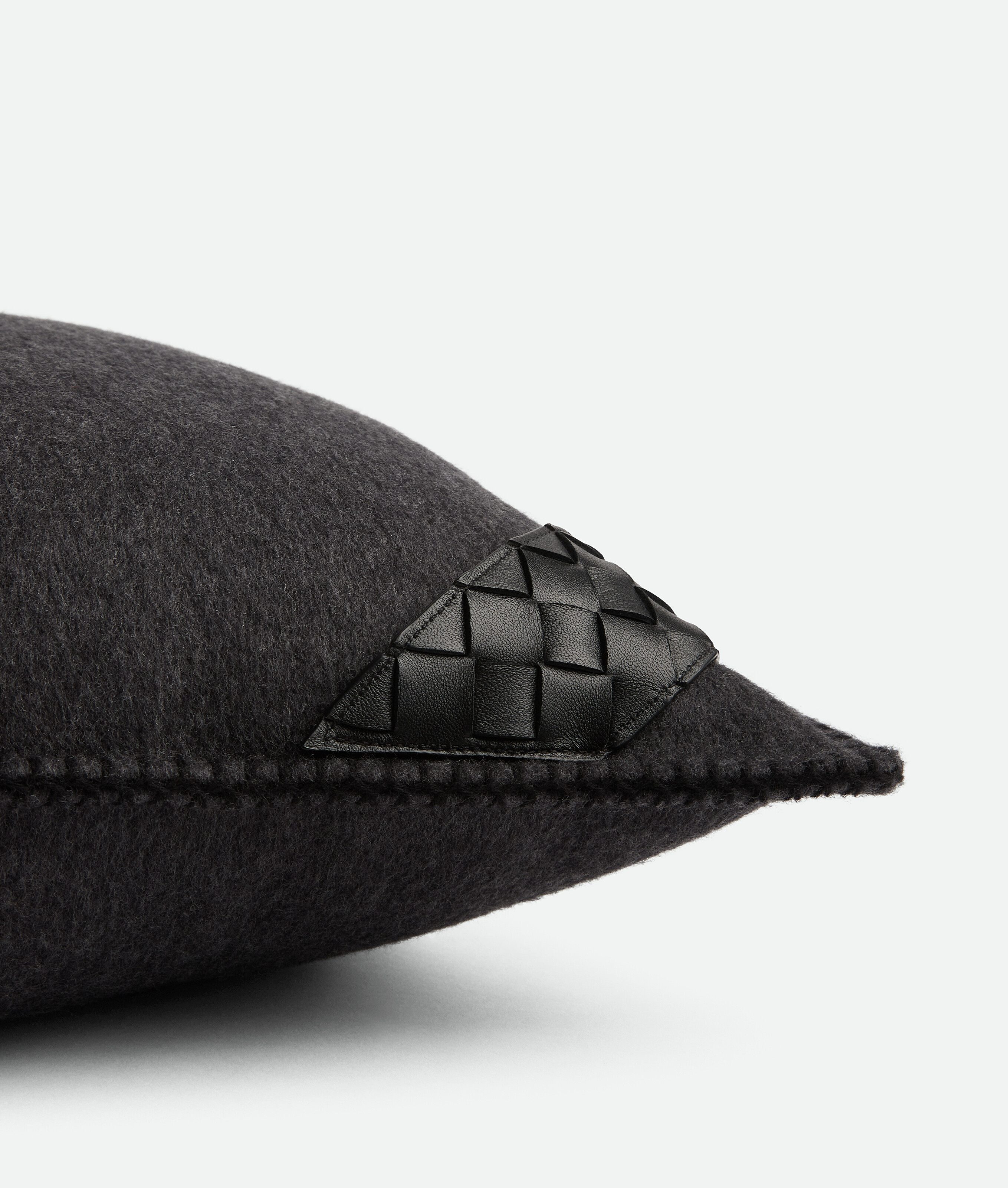 Bottega Veneta Intrecciato Patch Cushion In Grey/black