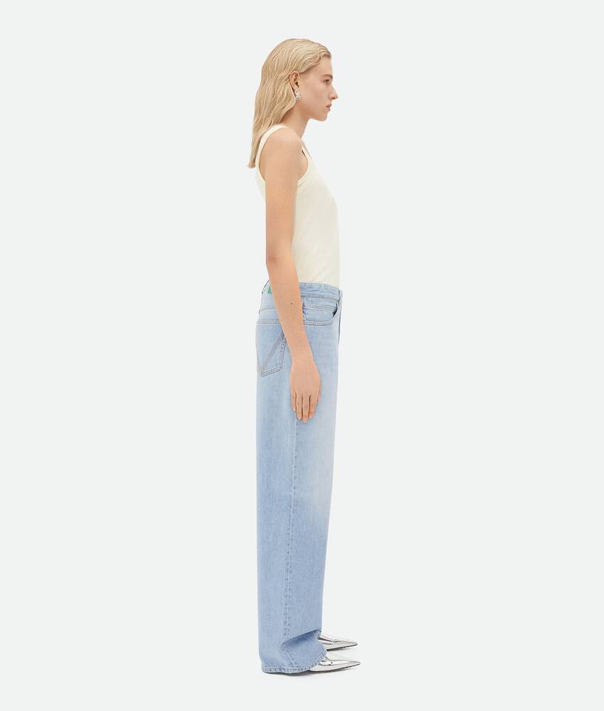 Display a large version of the product image 2 - Wide Leg Light-Bleached Denim