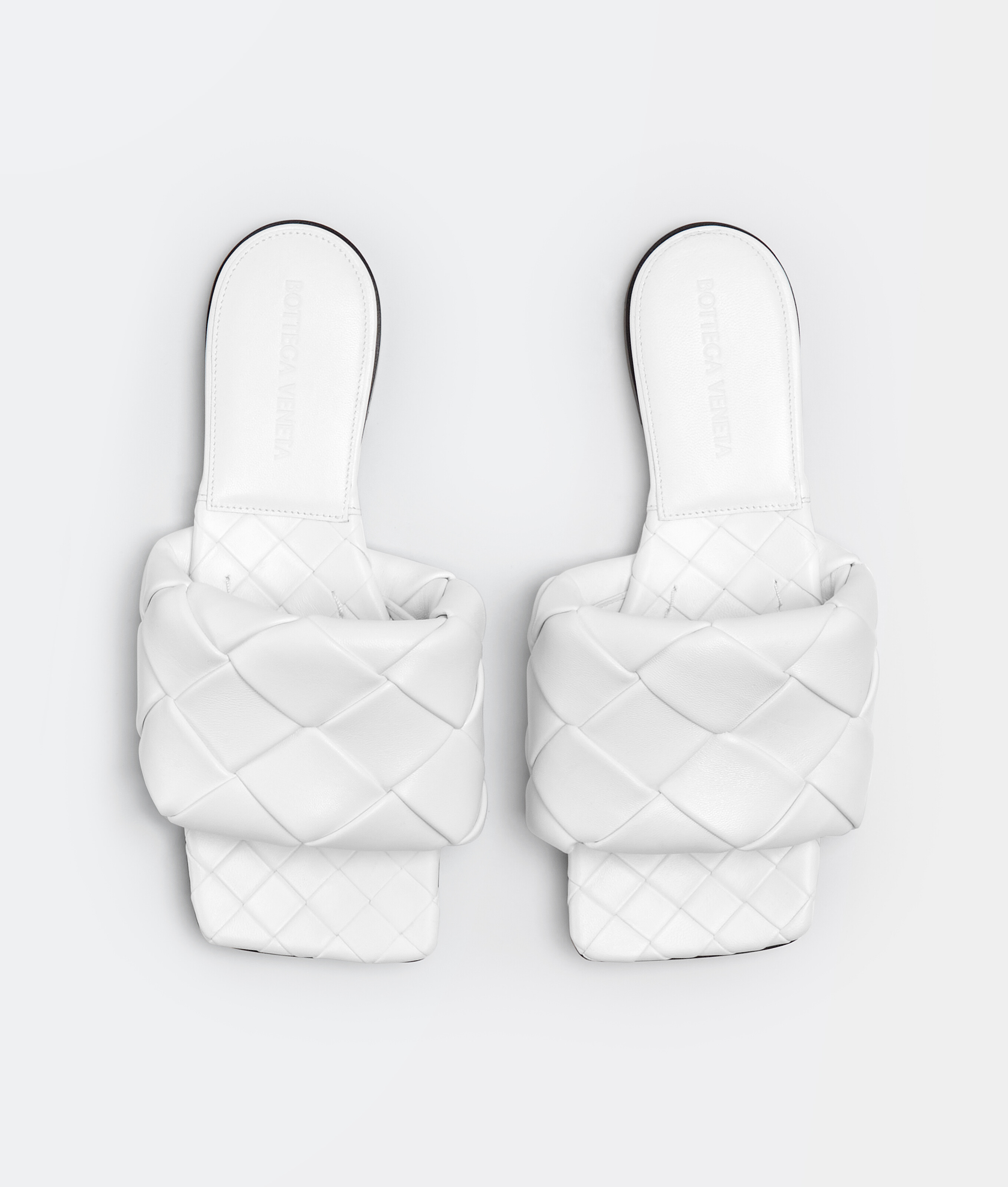 Bottega Veneta 10mm Lido Leather Slide Flats In Blanc