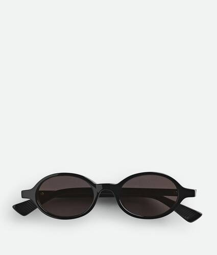 Display a large version of the product image 1 - Classic Oval Sunglasses