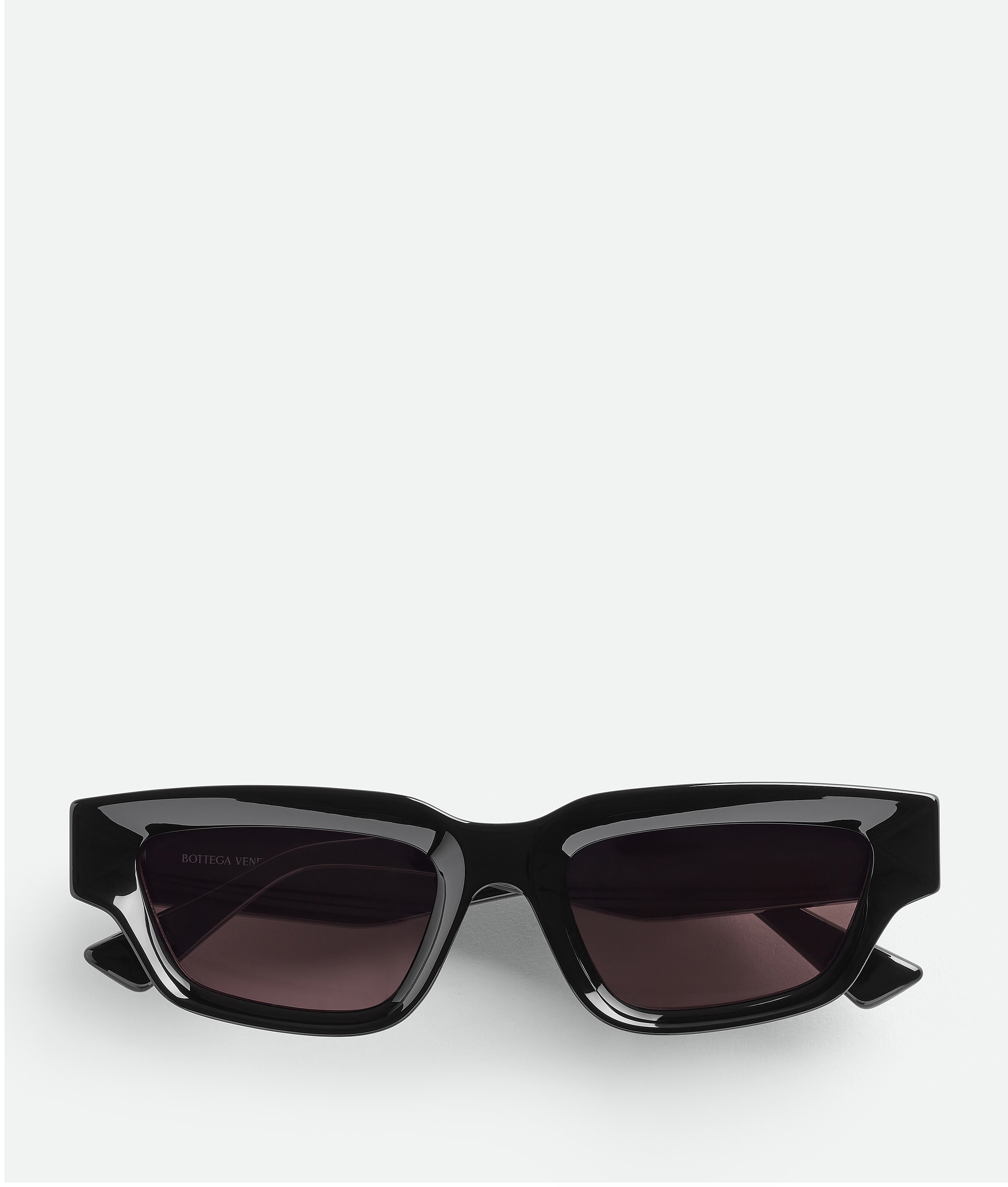 Bottega Veneta Sharp Square Sunglasses In Black
