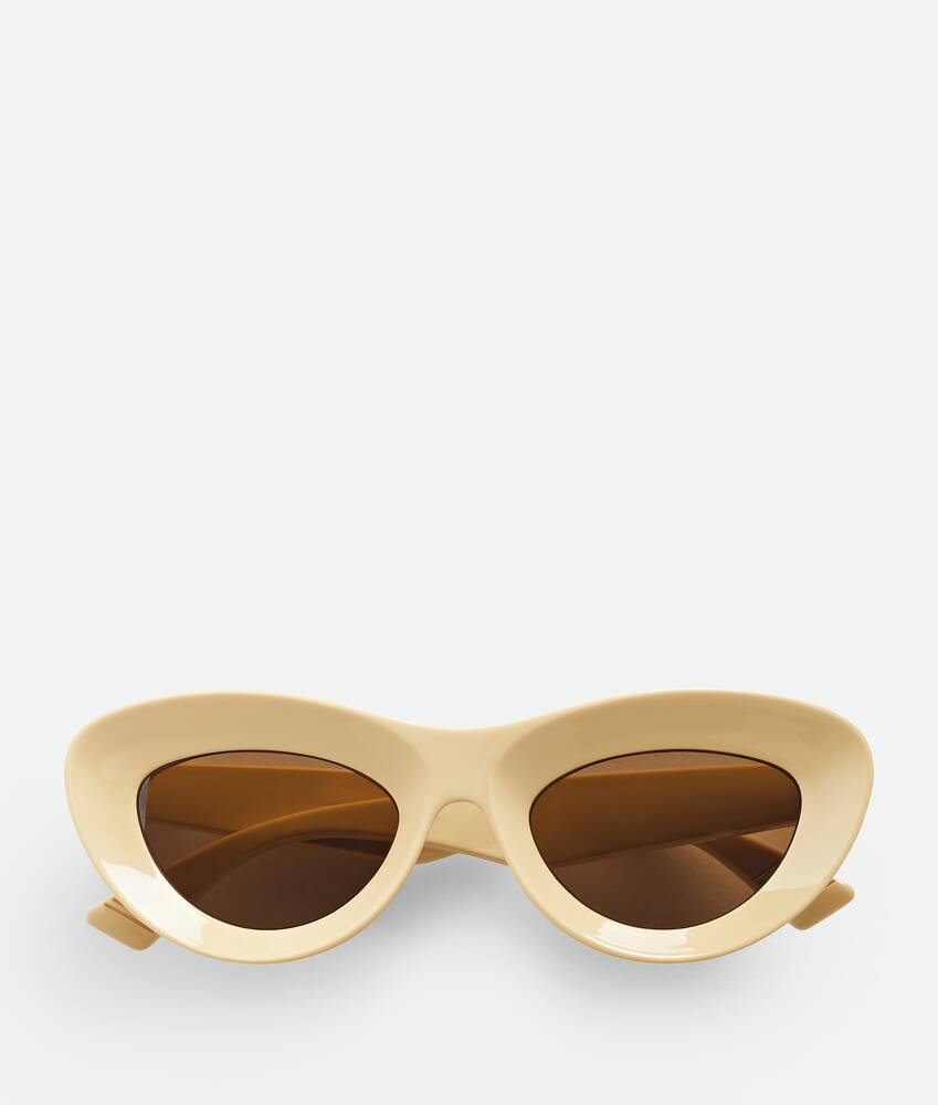 Display a large version of the product image 1 - Sharp Cat Eye Sunglasses