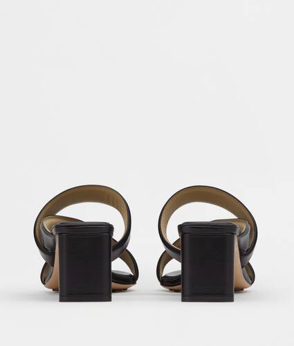 ネロバンド| Bottega Veneta® 日本 ネロバンド| Bottega Veneta® 日本