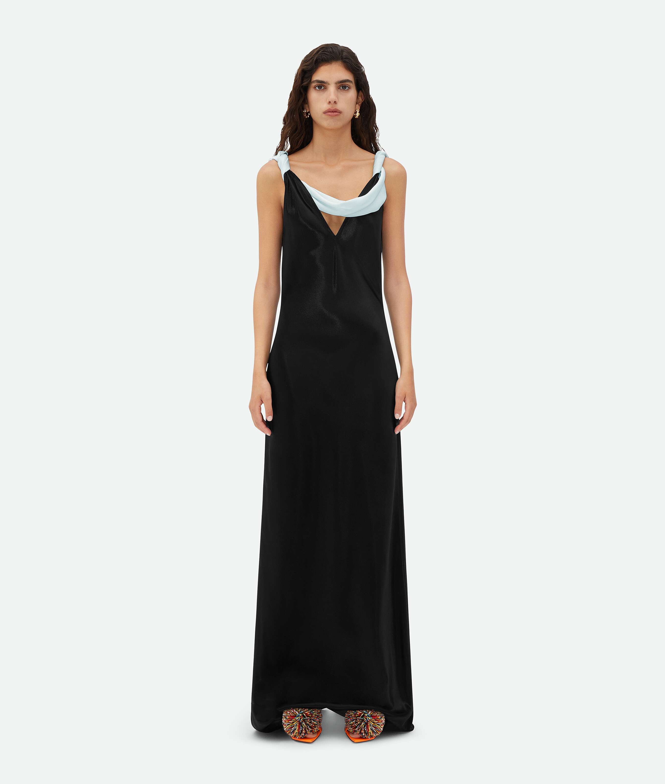 Shop Bottega Veneta Langes Kleid Aus Strukturiertem Satin In Black