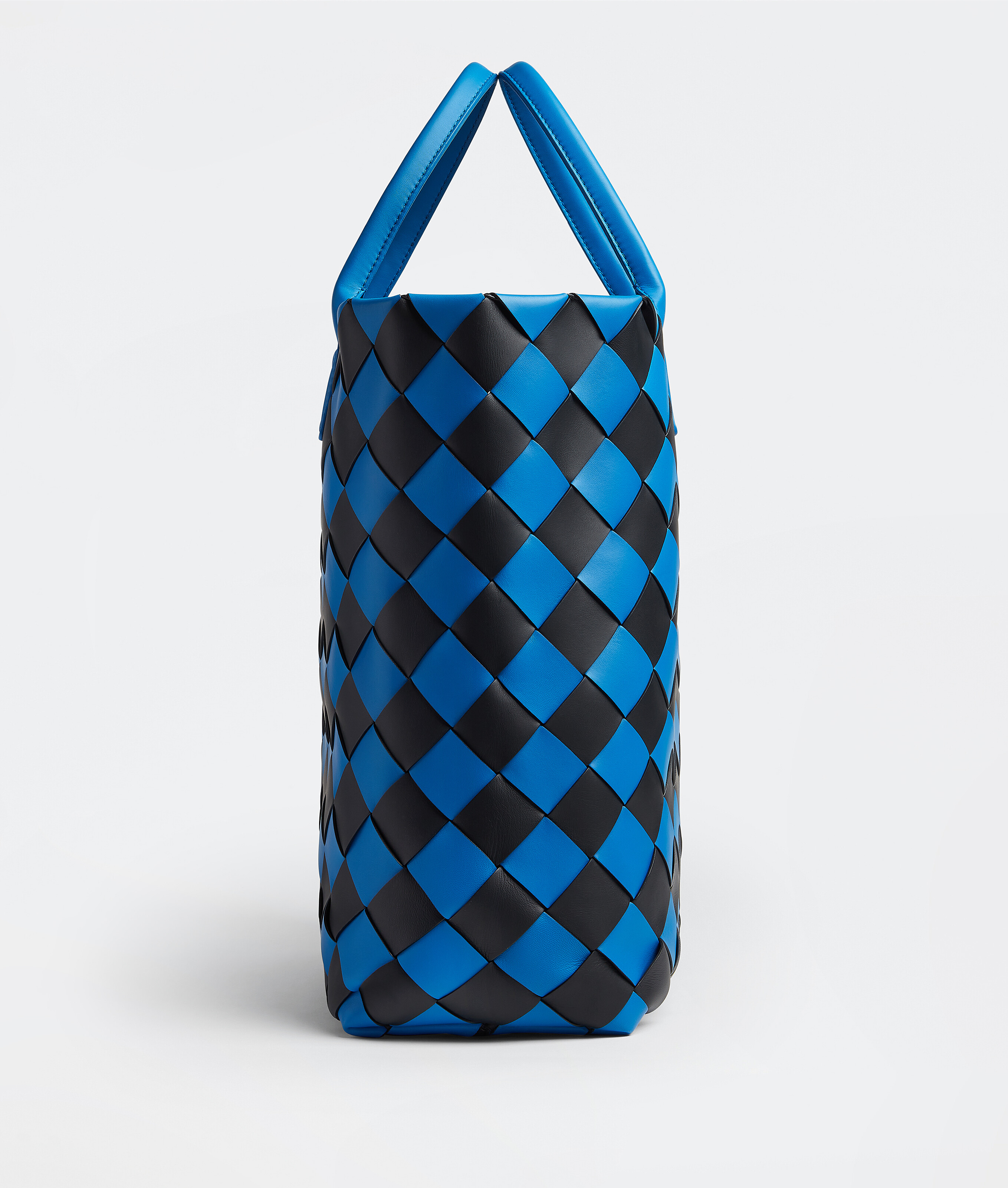 Bottega Veneta Cabat In Blau