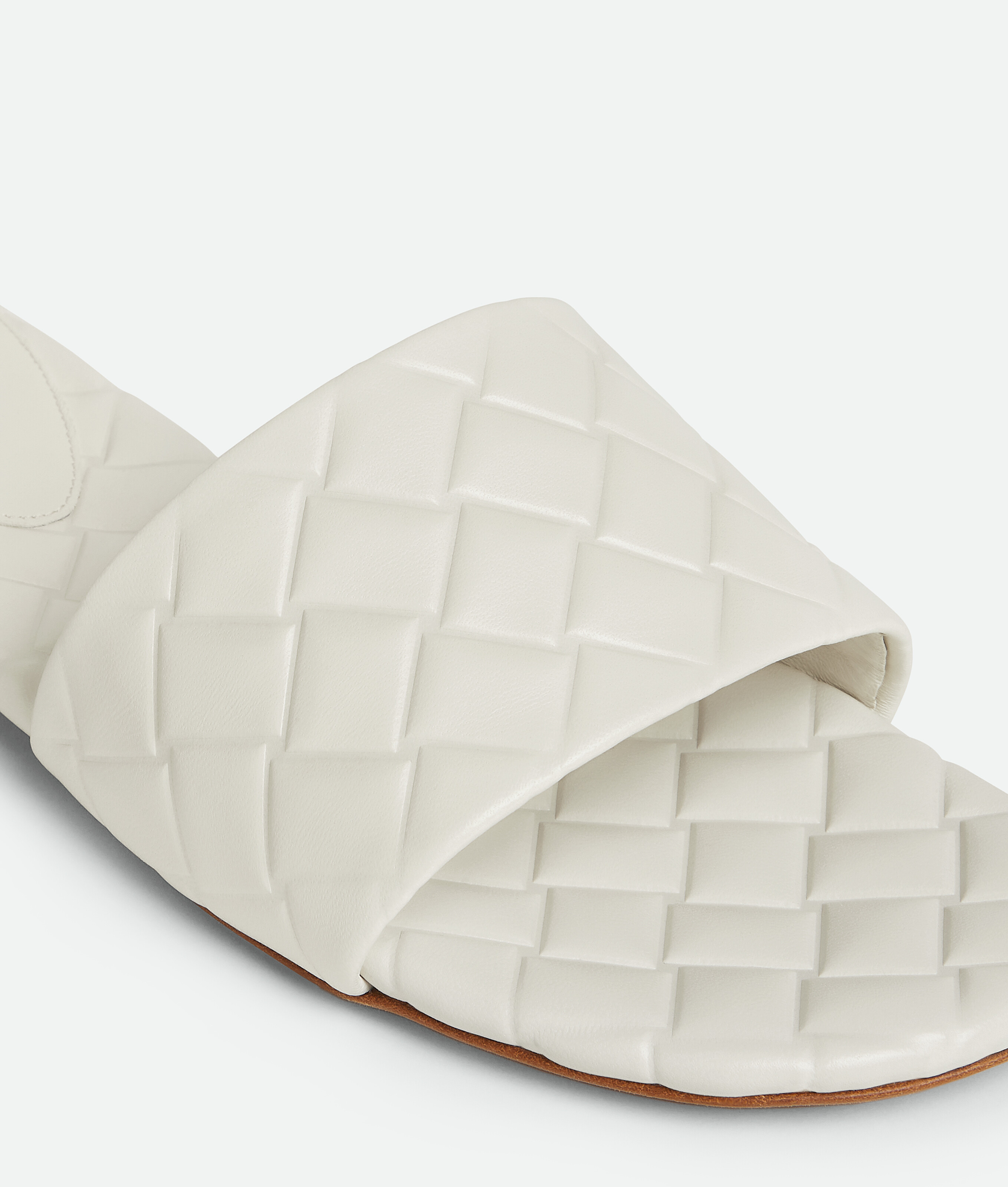 Shop Bottega Veneta Flache Amy Mules In White