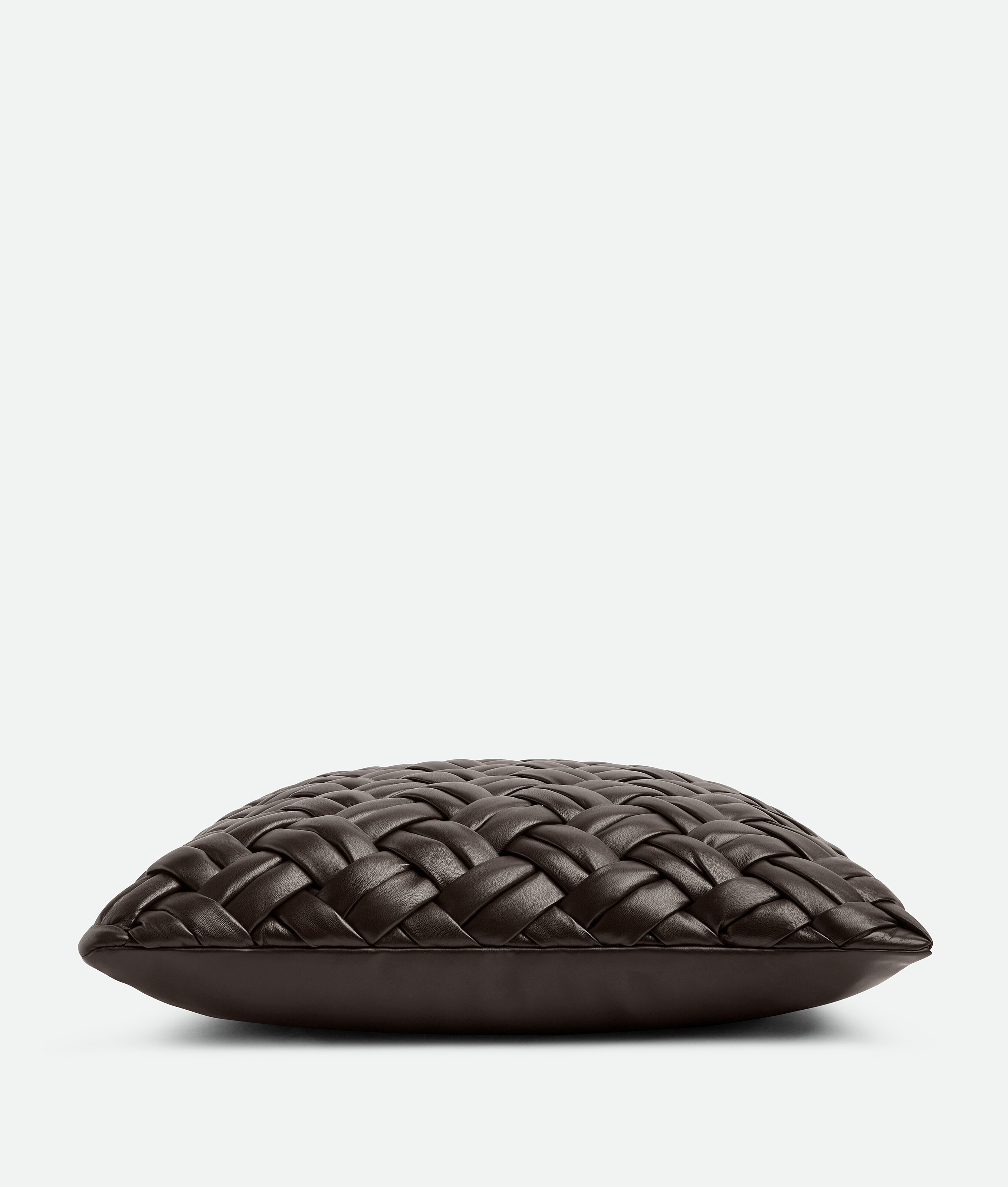Bottega Veneta Doppeltes Gepolstertes Intreccio Kissen In Fondant
