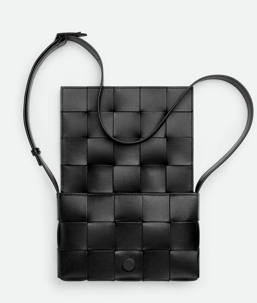 ブラック/ネロ オパコカセット| Bottega Veneta® 日本