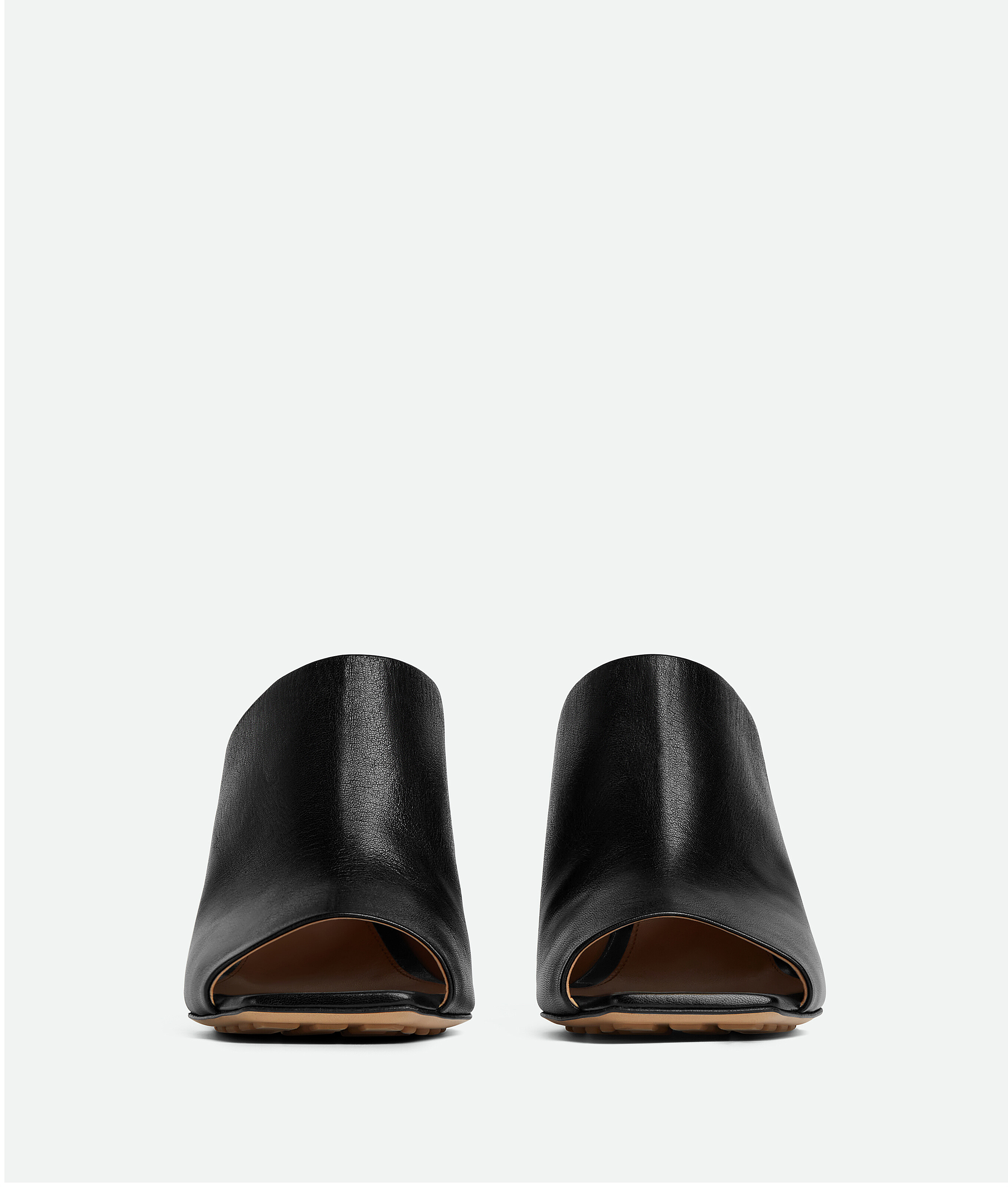 Bottega Veneta Knot Leather Mules In Black