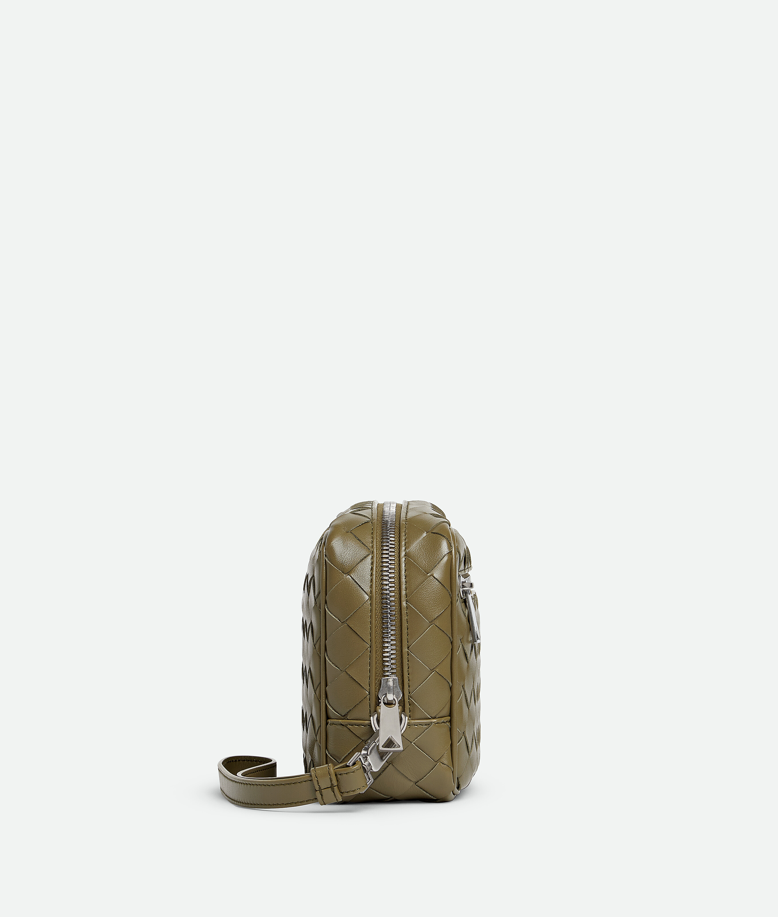 Bottega Veneta Kleine Intrecciato Pouch Mit Handgelenkschlaufe In Algae