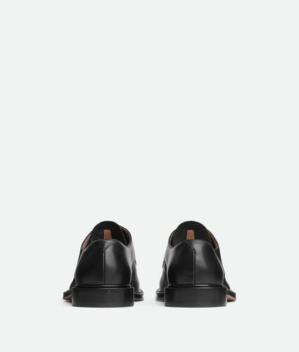 James Lace-Up Shoe