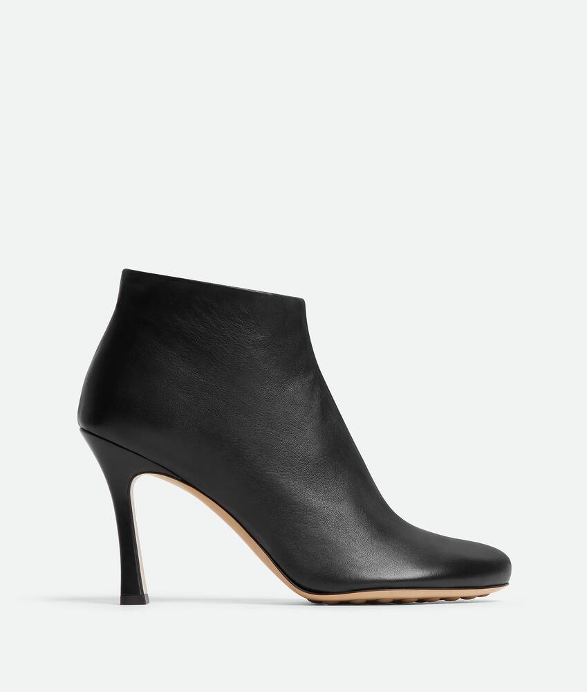 Exibir uma versão grande da imagem do produto 1 - Bota de cano curto Rana