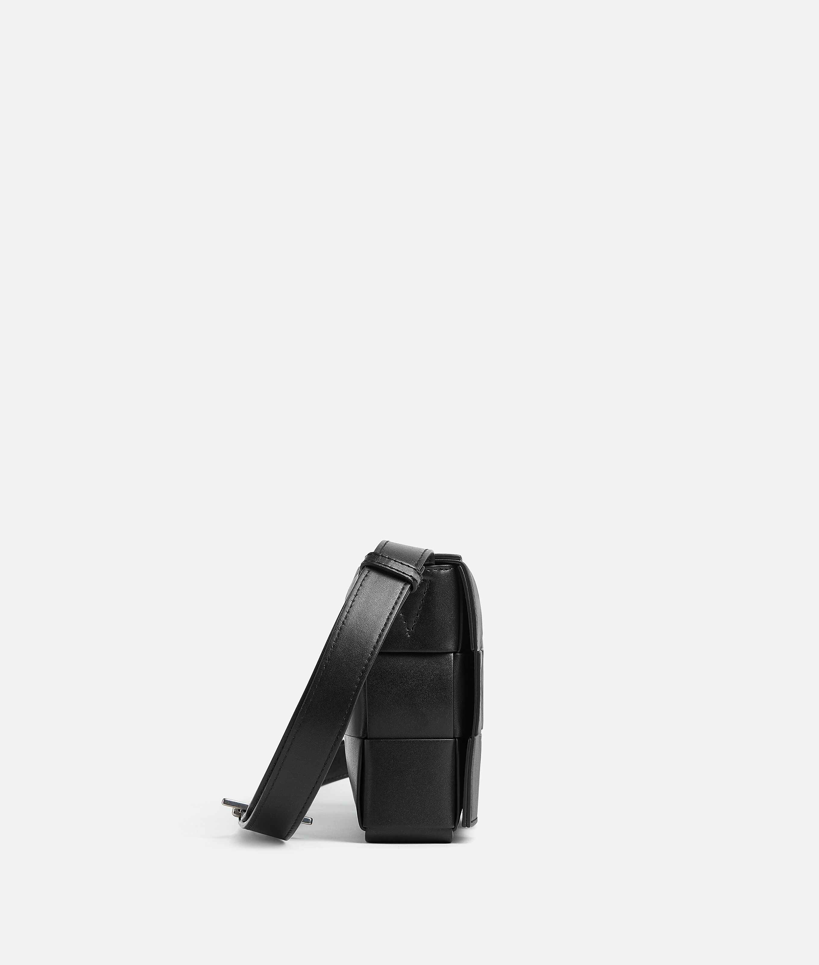 Bottega Veneta Cassette In Black