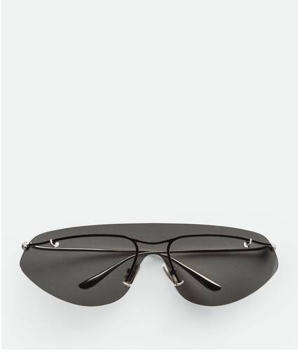 Display a large version of the product image 1 - Knot Shield Sunglasses