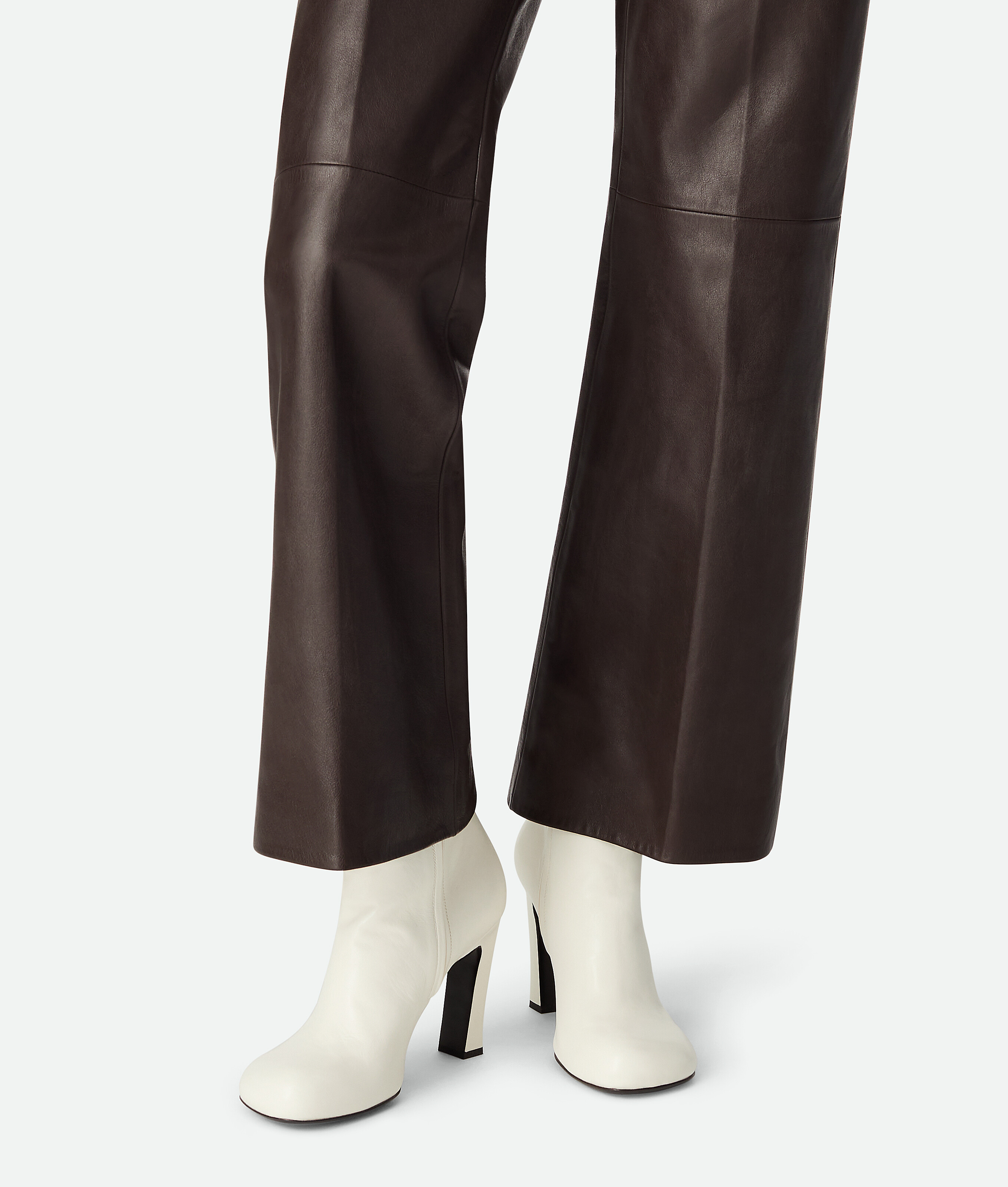 Bottega Veneta Lambskin Nico Ankle Boots 100 In White