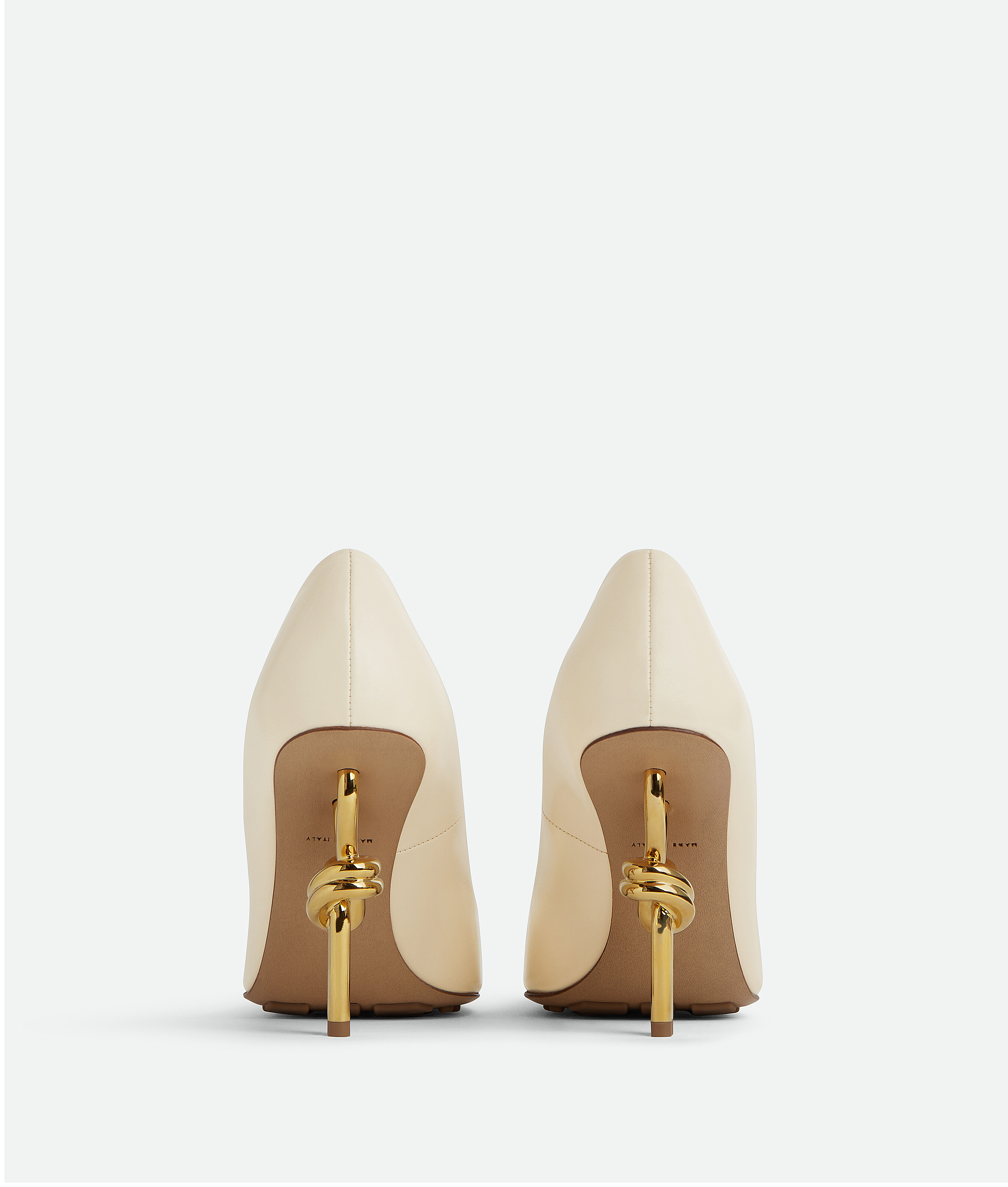 Bottega Veneta Knot Leather Pumps In White