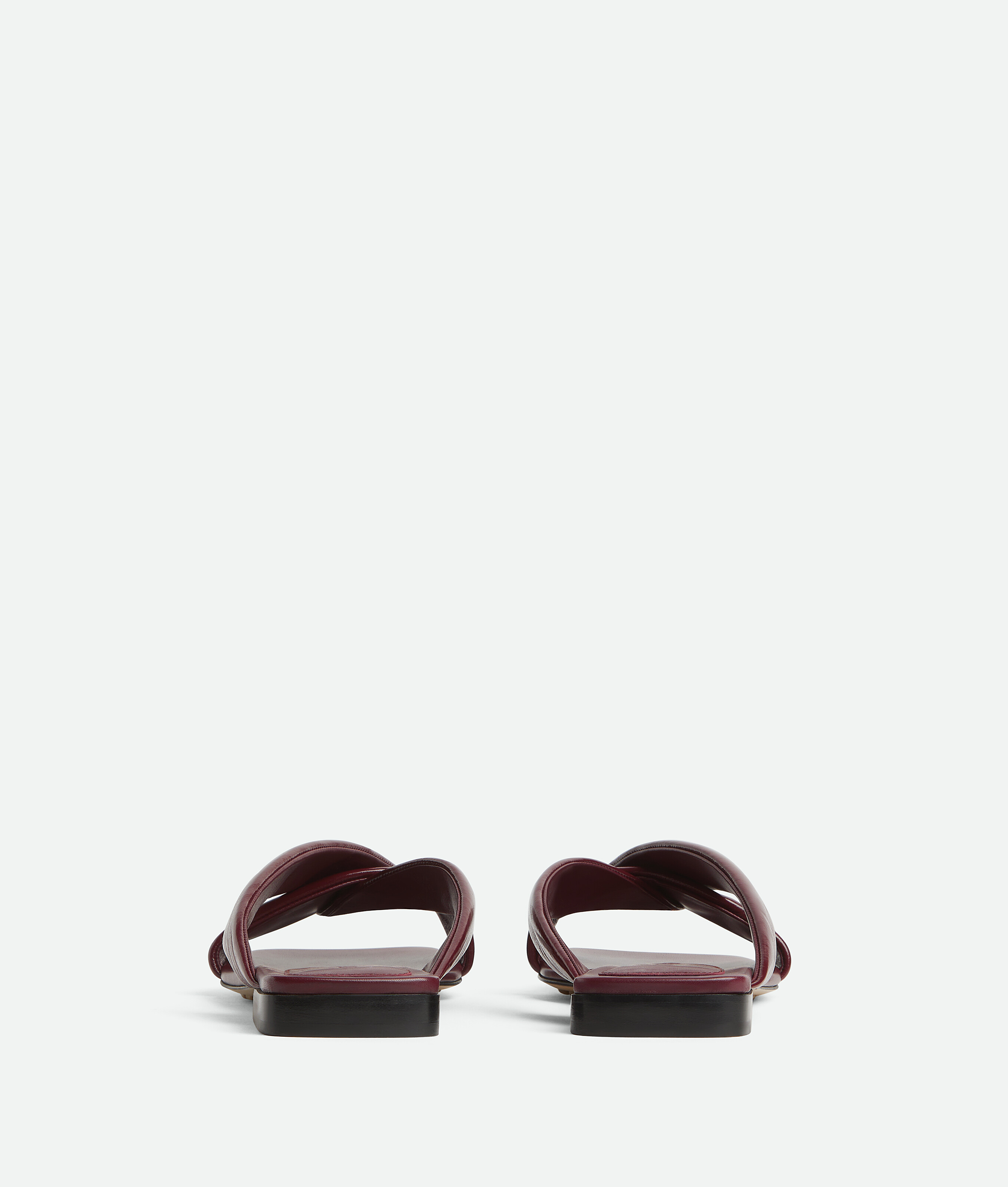 Bottega Veneta Burgundy Shiny Calf Leather Riva Flat Mules In Barolo