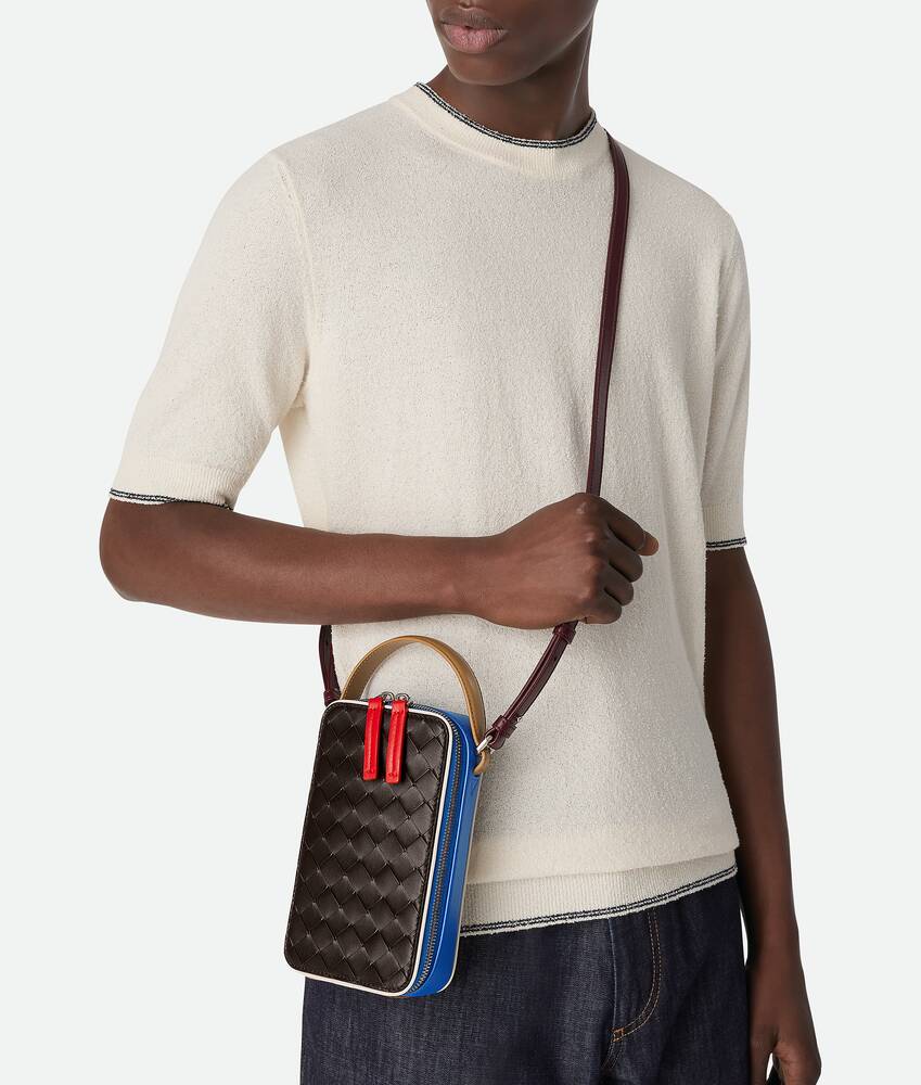 マルチカラーゲッタウェイ フォンポーチ| Bottega Veneta® 日本