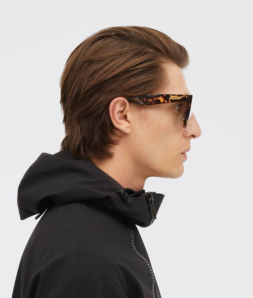 大きな商品イメージを表示する 6 - サングラス