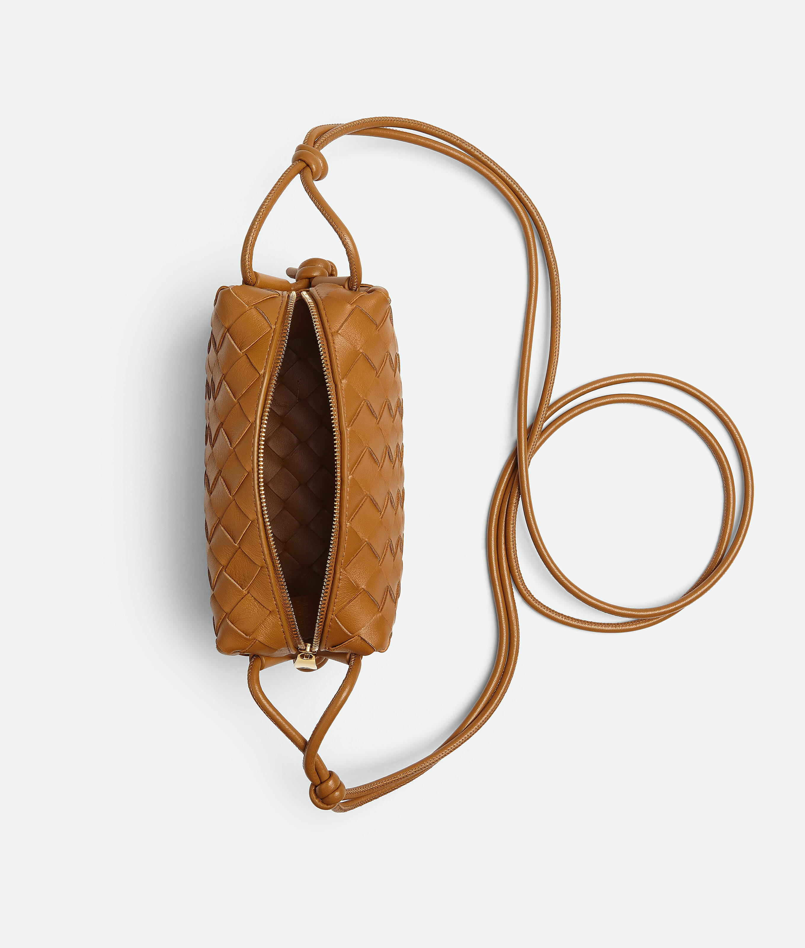 Shop Bottega Veneta Mini Loop Kameratasche In Brown