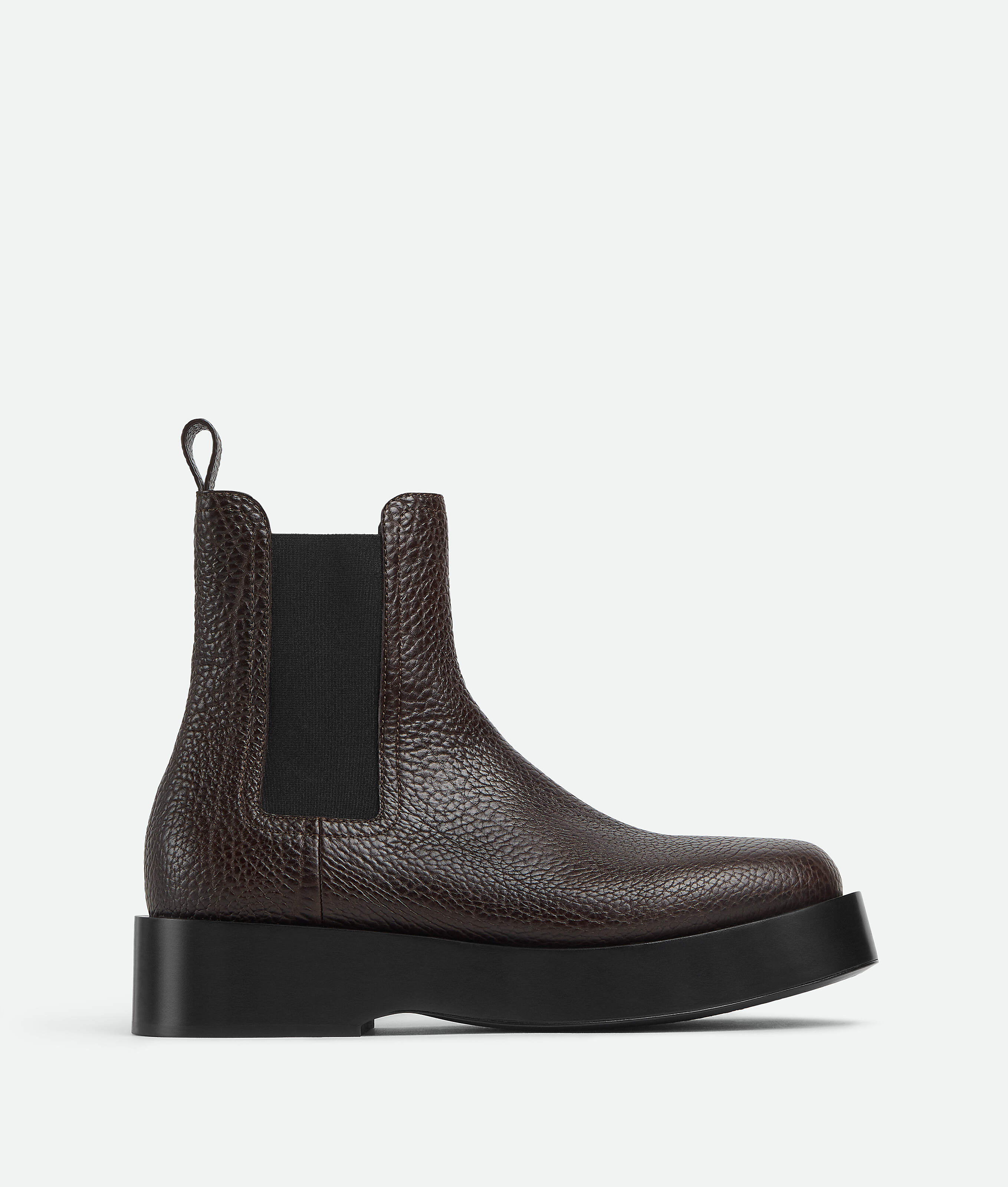 Shop Bottega Veneta Torino Chelsea Boots In Fondant